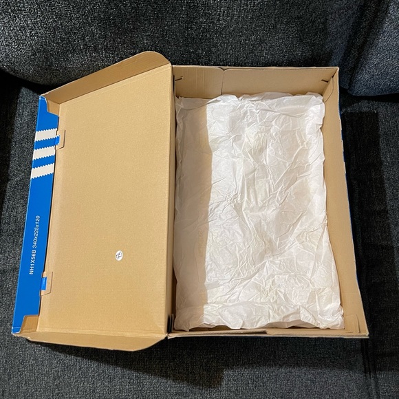 Adidas SL LOOP - Picture 4 of 11